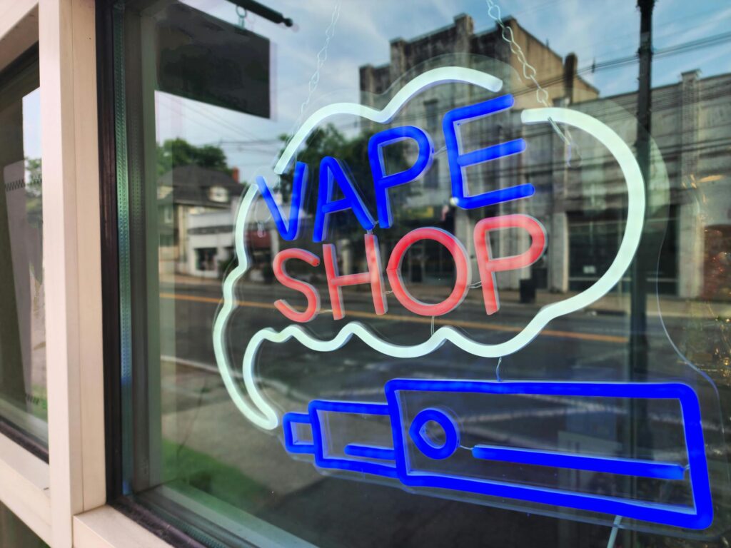 Vape Shops selling 7-OH products, risks